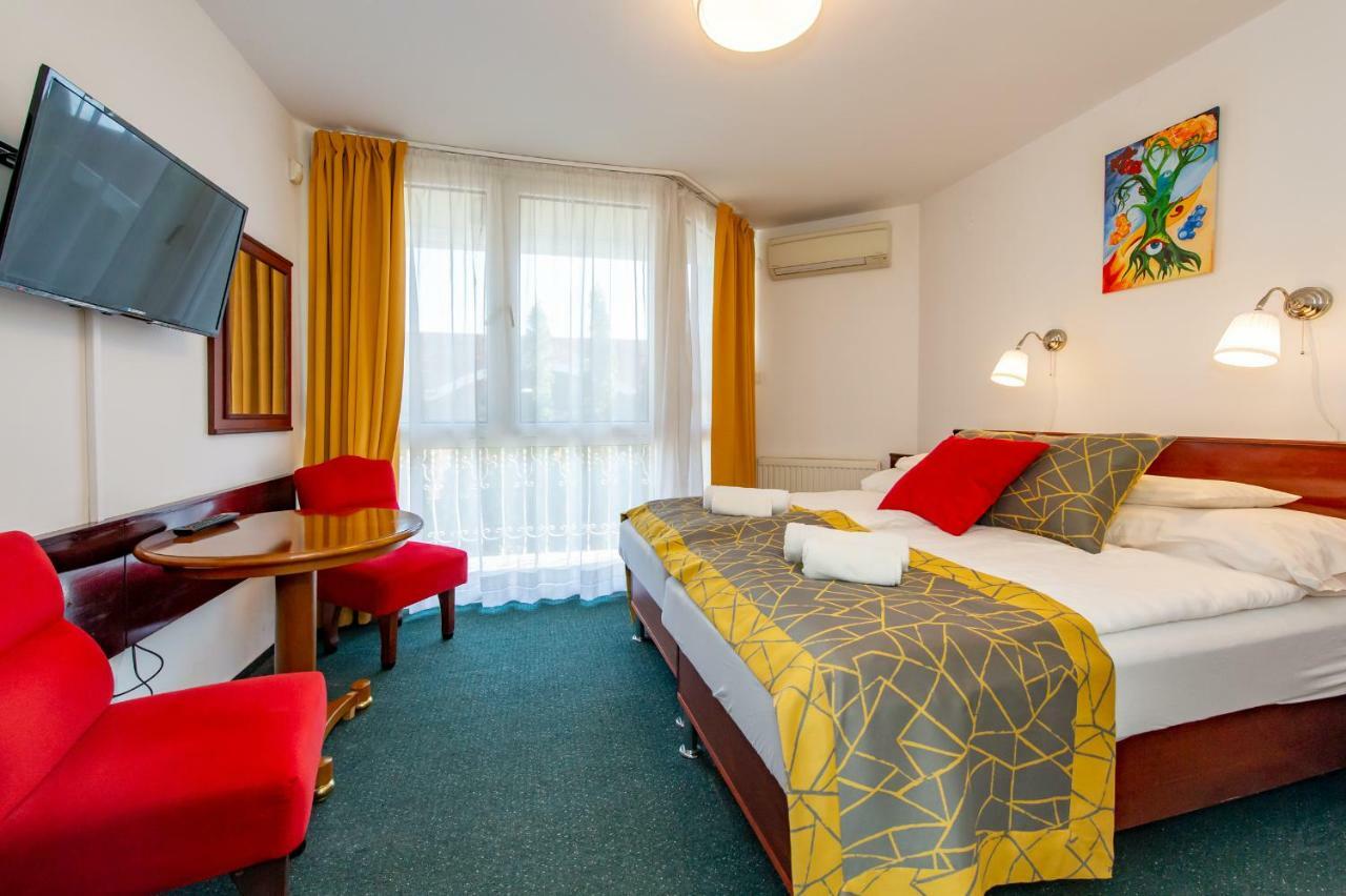 My Lake Hotel Zamardi Exterior photo